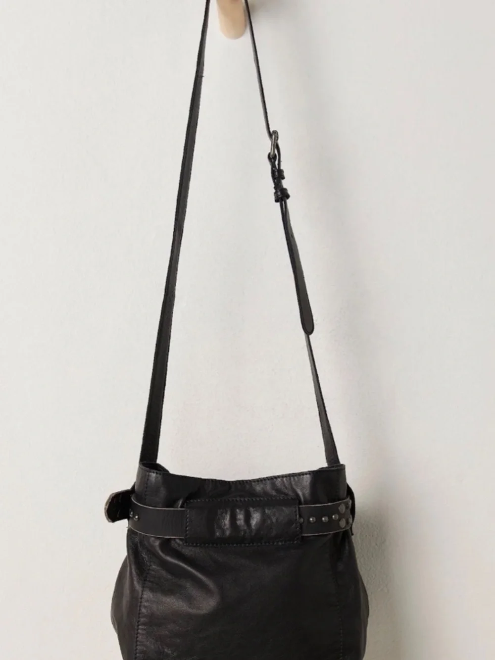 Free People┆Embellished Belt Bucked Bag┆Black┆307